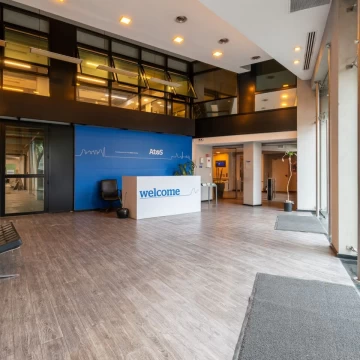 Alquiler. Edificios/Oficinas. Ideal empresas.