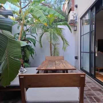 Venta triplex en Martinez-excelente acceso desde Panamericana