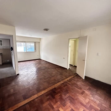 Departamento 2 dormitorios en  Rodriguez y San Juan