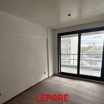 MONOAMBIENTE | Av. San Juan al 3900