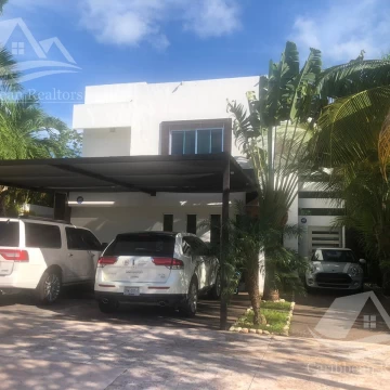 Casa en Venta en Lagos del Sol Cancun
