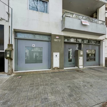Departamento en Venta de 1 dormitorio con cochera en 43 e/ 16 y 17 - La Plata