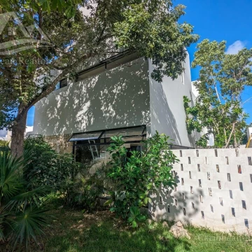 Casa en Venta en Cancun  Fraccionamiento Arbolada