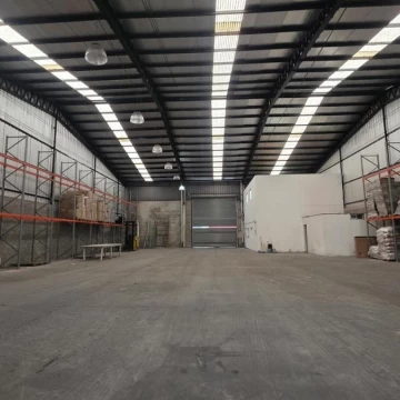 Depósito en Alquiler de 1250 m² en Canning Industrial