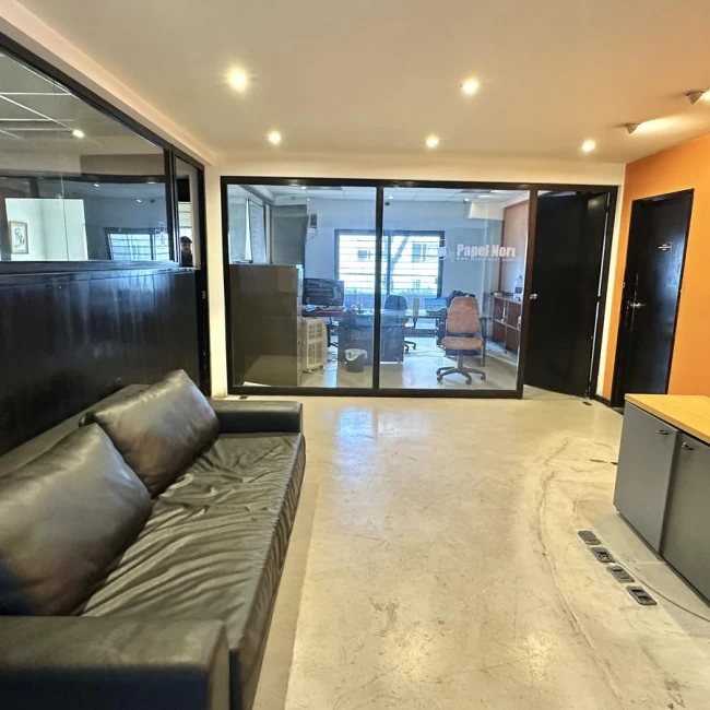 Venta Oficina Martinez 200 m2 opc Alquiler