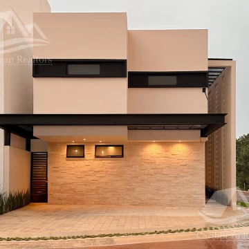 Casa en Venta en Via Cumbres Cancun