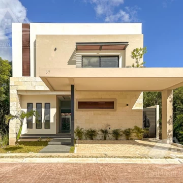 Casa en Venta Via Cumbres Cancún Benito Juárez
