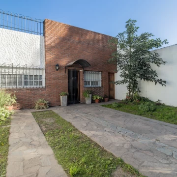 Casa Venta 4 Dormitorios Lote Propio Villa Lugano