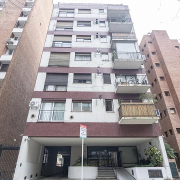 Departamento de 3 ambientes con dependencia de servicio o tercer dormitorio y excelente vista