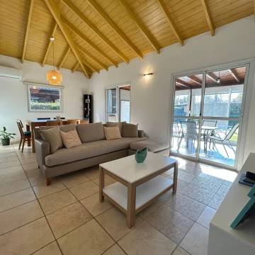 Casa en Venta 3 dorm   piscina- Barrio cerrado La Candela Pilar Oportunidad - Apto credito!