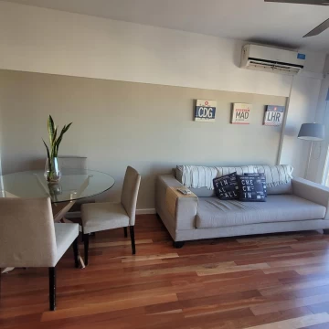 VENTA DEPTO. 3 AMBIENTES LUMINOSO CON SUM Y PISCINA - FLORES