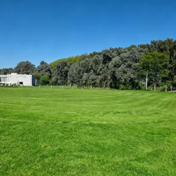 Venta de Lote 1156 m² con proyecto Acepta Permuta en Medal Country Club, Pilar
