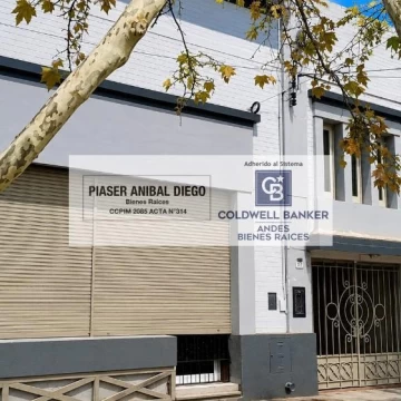 Casa y consultorios múltiples