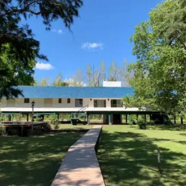 Exclusiva Quinta en Isla sobre el Río Paraná de las Palmas en Puerto De Escobar