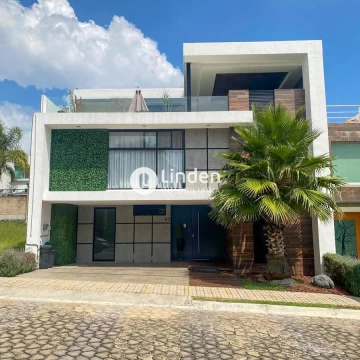 CASA EN VENTA EN PARQUE VICTORIA, ZONA LOMAS DE ANGELPOLIS II, PUEBLA.