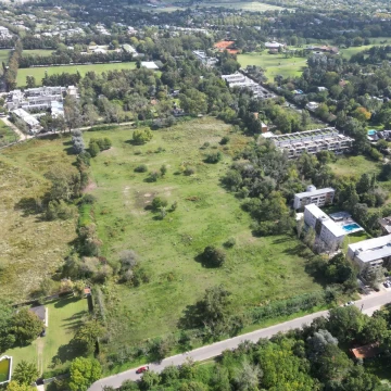 OPORTUNIDAD DE INVERSIÓN EN PILAR | 13.774 M² A METROS DE HIGHLAND PARK