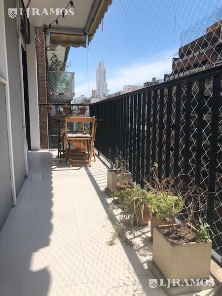 11- Balcón corrido