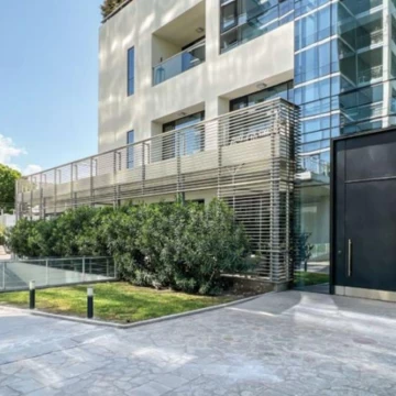 Forum Alcorta | Dúplex con Jardín, Jacuzzi, Terraza de 100 m² y 4 Cocheras