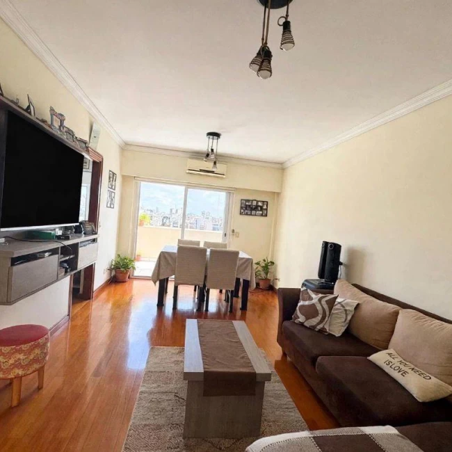 Exclusivo Piso en Caballito frente al barrio inglés