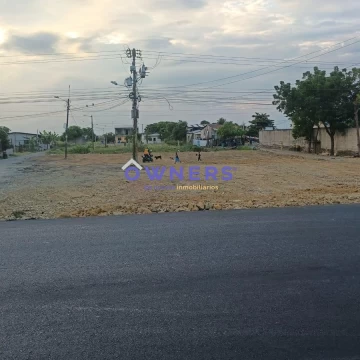 TERRENO VENTA 1.300M2  VIA SAMBORONDON AL PIE DE LA VIA (JLR)