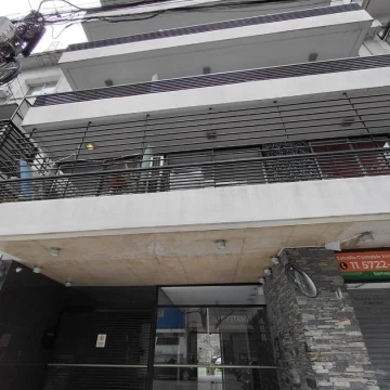 Departamento monoambiente con balcón y amenities