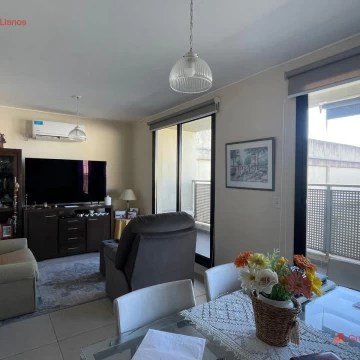Departamento tres ambientes en Venta-Alquiler Centro De Lujan