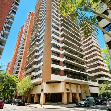 Venta Semipiso de 5 ambientes con cochera y amenities en Barrancas de Belgrano