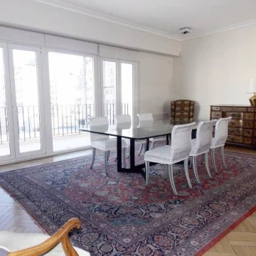 Departamento en alquiler en Recoleta con cochera
