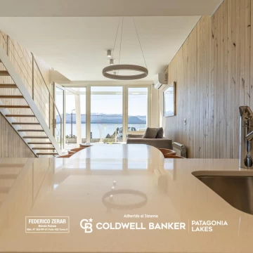Departamento duplex con vista al lago en venta en San Carlos de Bariloche