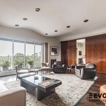 Venta Departamento de 4 dormitorios 2 baños y cochera  en Palermo Nuevo