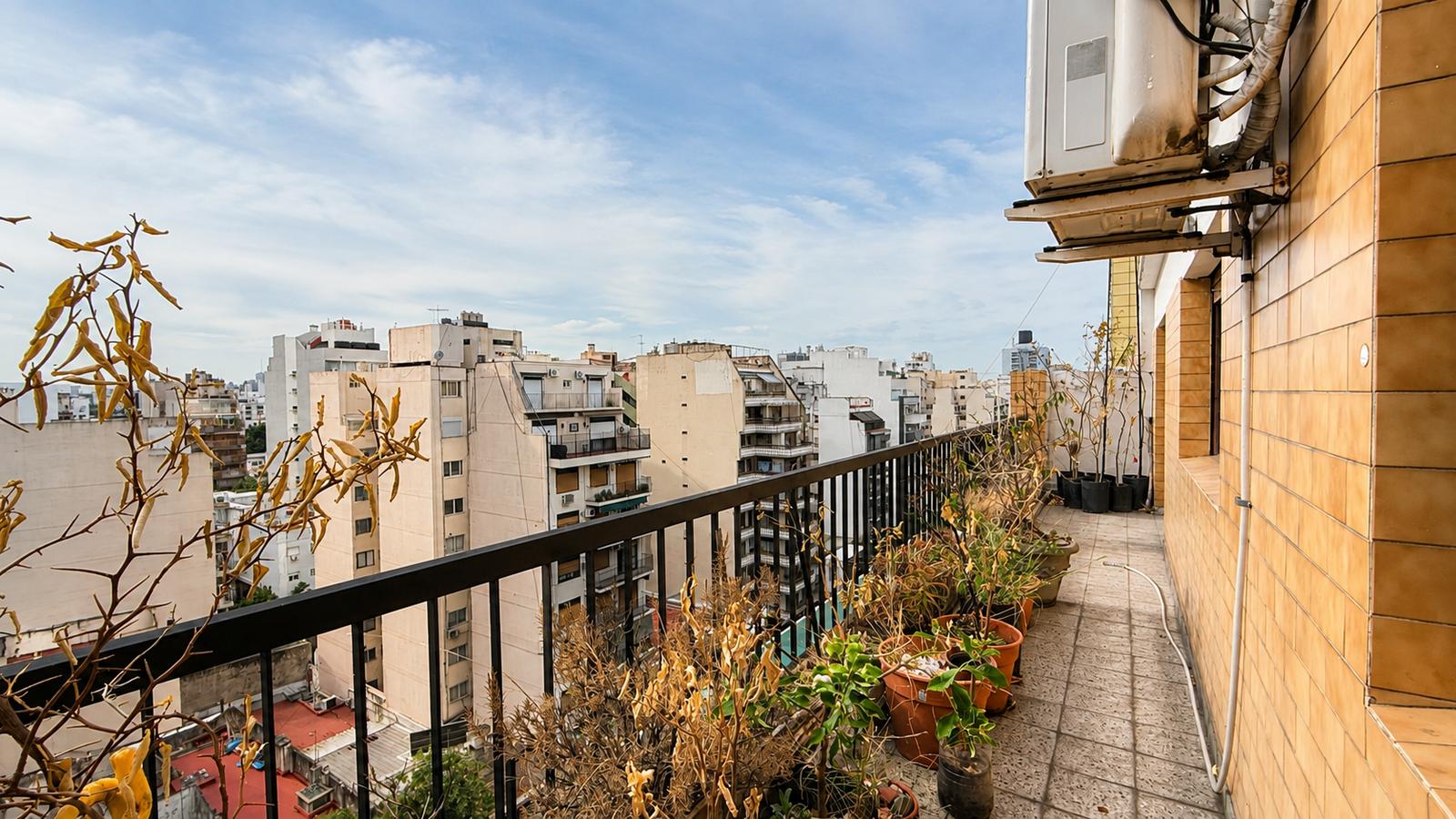 Venta Departamento 4 Ambientes Balcón y Baulera en Caballito - Principal