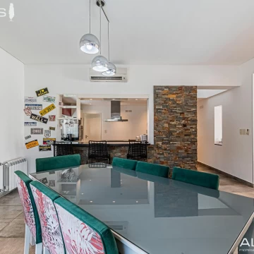 VENTA CASA 5 AMBIENTES VILLA SARMIENTO AMOBLADA
