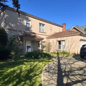 Casa en Abril