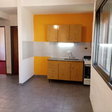 Departamento 3 ambientes en complejo centrico