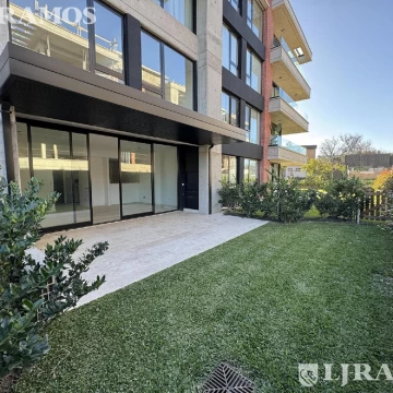 DUPLEX CON JARDIN EN VENTA EN URBANA LAS LOMAS