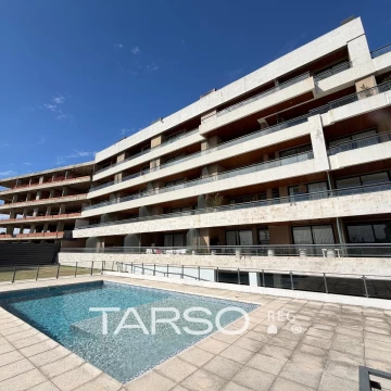Departamento en ALQUILER - Tres dormitorios - Terraza - cochera 