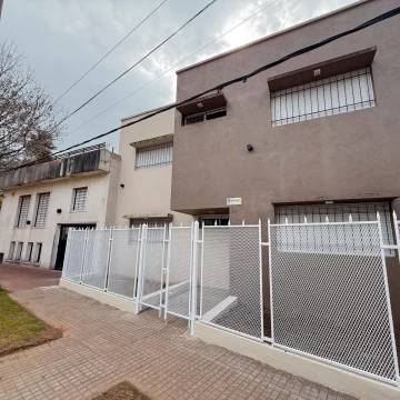 Buchanan 646 - Casa De 5 Dormitorios A Estrenar En Venta - La Florida, Rosario