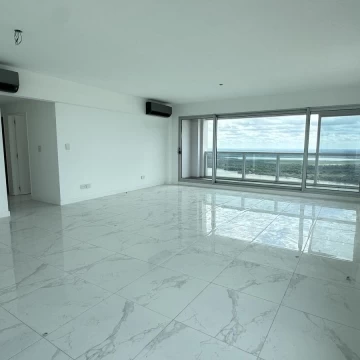 Departamento en  VENTA 3 DORMITORIOS CON 1 COCHERA MAUI VISTA RIO
