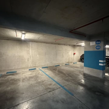 VENTA COCHERA EN ALTO BURÓ