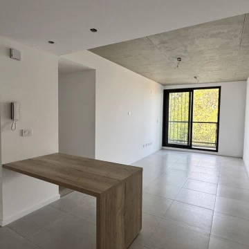 VENTA Departamento de dos dormitorios con cochera FISHERTON