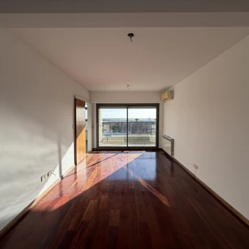 VENTA DEPARTAMENTO, ZONA RIO, 2 DORMITORIOS CON COCHERA Y BAULERA - VISTA AL RIO