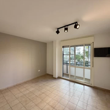 VENTA DEPARTAMENTO 2 DORMITORIOS   COMODIN ZONA CENTRO