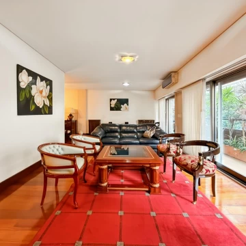Departamento duplex 4 amb con cochera fija - Barrio Norte 