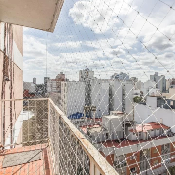 Departamento en venta de 2 ambientes en Ramos Mejia - Balcón con vista abierta - Piso alto