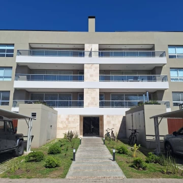 Departamento 3 Ambientes en Terrazas al Bosque – A ESTRENAR – balcón y amenities