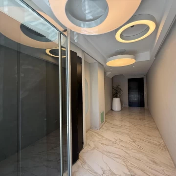 Departamento tipo loft con balcon terraza y parrilla a metros de la plaza Arenales