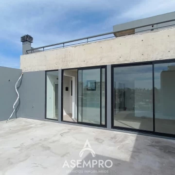 Departamento Duplex 3 Ambientes con Terraza y Parrilla