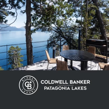Residencia de autor equipada de 240 m² con acceso directo al lago Nahuel Huapi · Villa La Angostura