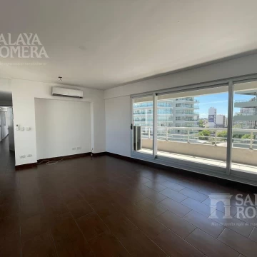 Departamento - Olivos -  en alquiler  3 ambientes  con cochera  - Vista al Rio