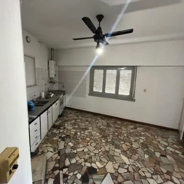 Venta- Ph- Departamento- 3 ambientes- terraza propia- Balcón- Permuta- Ramos Mejia